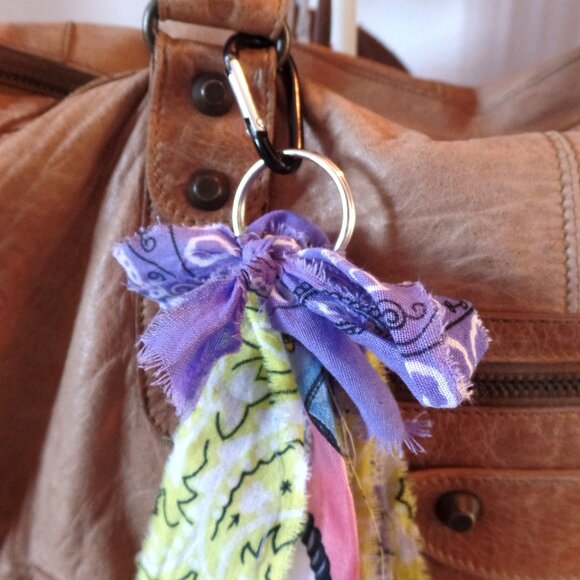 Hand Crafted Clip On Textile Swag - Picture 4 of 7